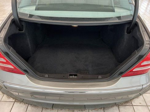 Used 2004 Mercedes-Benz C 240 Sedan image 38