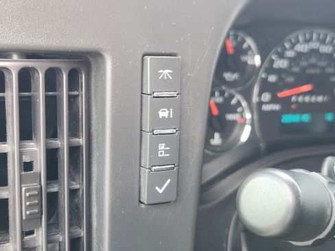 Used 2024 Chevrolet Express 3500 LS RWD image 19