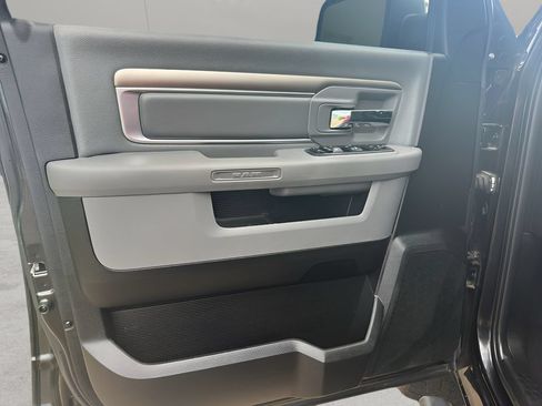Used 2019 RAM 1500 Big Horn AWD/4WD image 24