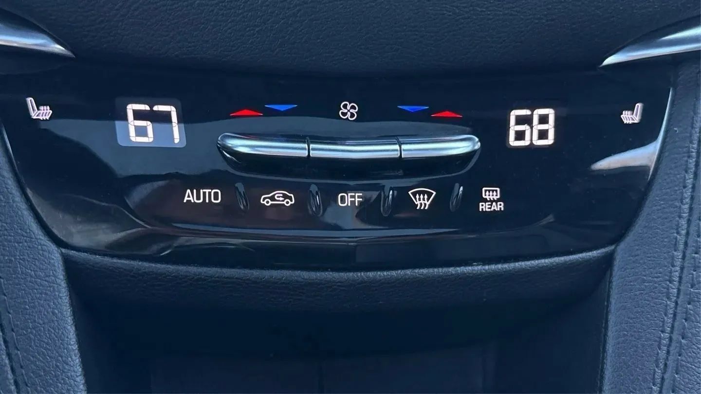 Used 2023 Cadillac XT5 Premium Luxury AWD/4WD image 34