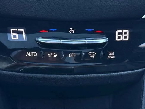 Used 2023 Cadillac XT5 Premium Luxury AWD/4WD image 34