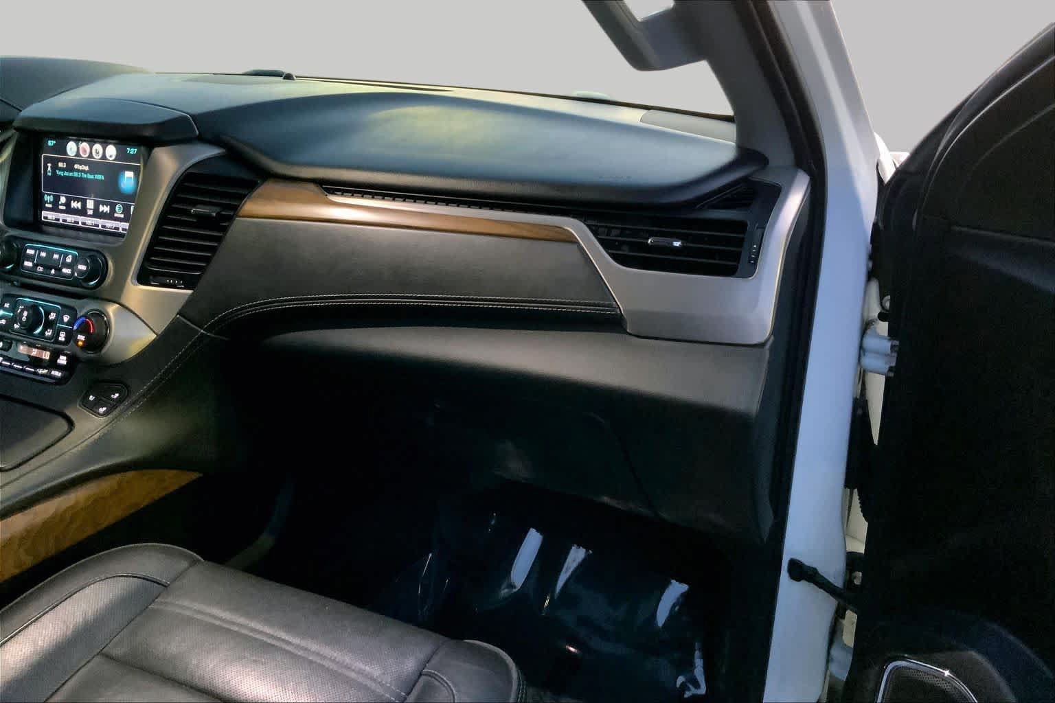 Used 2019 GMC Yukon XL Denali AWD/4WD image 16