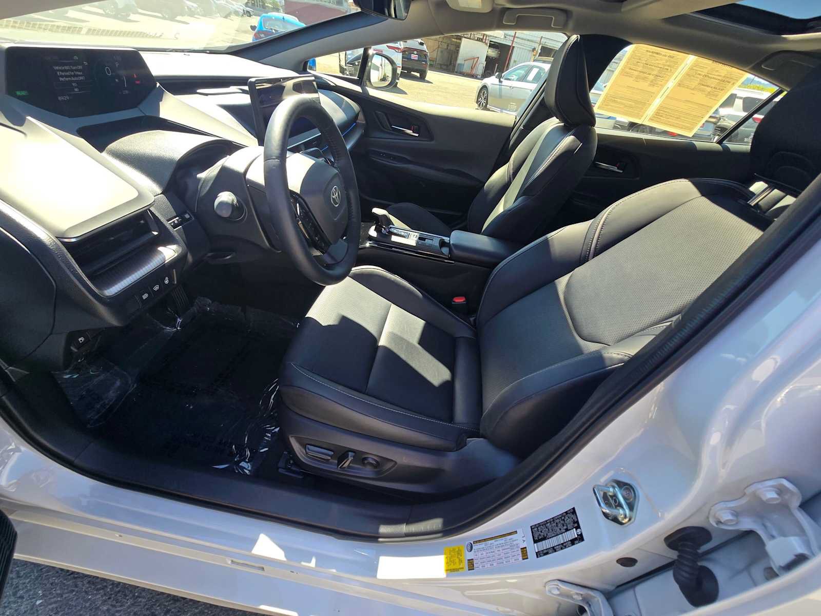 Used 2026 Toyota Prius XLE AWD/4WD image 23