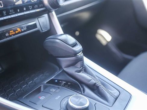 Used 2024 Toyota RAV4 LE image 24