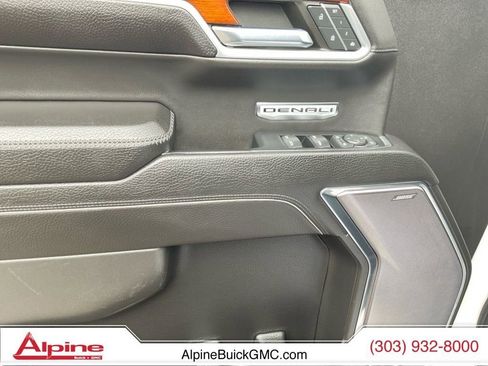 Used 2022 GMC Sierra 1500 Denali w/ Technology Package AWD/4WD image 19
