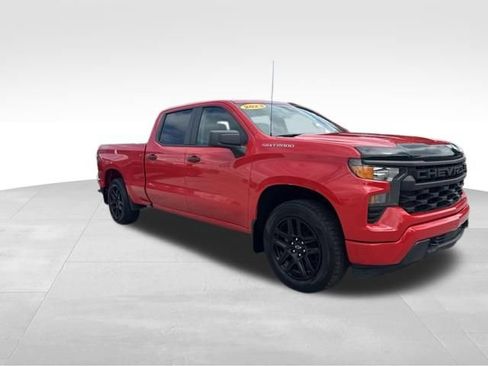 Used 2023 Chevrolet Silverado 1500 Custom AWD/4WD image 10