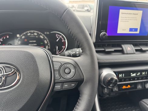 Certified 2025 Toyota RAV4 XLE image 23