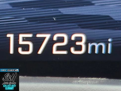 Used 2024 Chevrolet Equinox EV RS FWD image 21