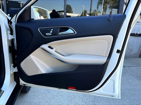 Used 2018 Mercedes-Benz GLA 250 image 22