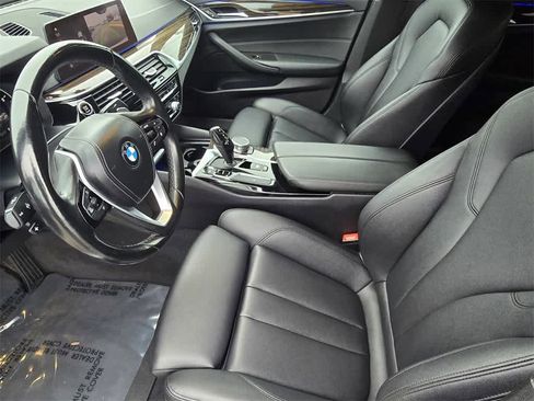Used 2019 BMW 530i w/ Convenience Package image 15