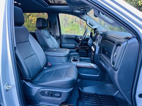 Used 2019 GMC Sierra 1500 SLT w/ SLT Premium Plus Package image 23