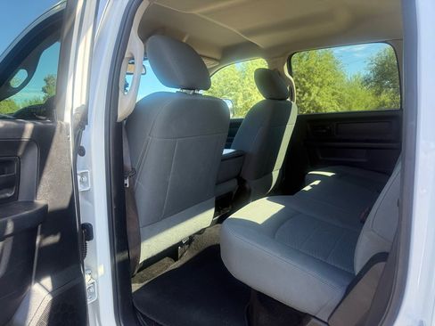 Used 2015 RAM 3500 Tradesman w/ Chrome Appearance Group AWD/4WD image 8