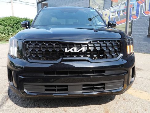 Used 2024 Kia Telluride EX X-Line AWD/4WD image 2