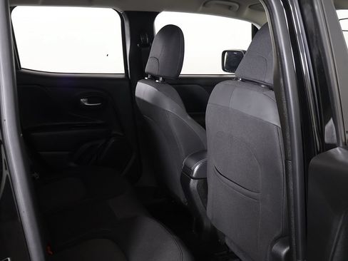 Used 2023 Jeep Renegade Latitude AWD/4WD image 26