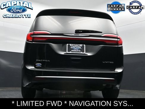 Used 2024 Chrysler Pacifica Limited FWD image 26