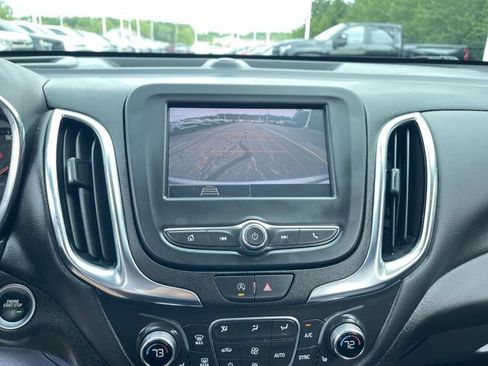 Certified 2024 Chevrolet Equinox LT FWD image 14