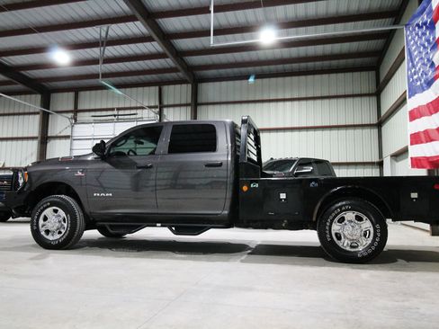 Used 2022 RAM 3500 Tradesman AWD/4WD image 6