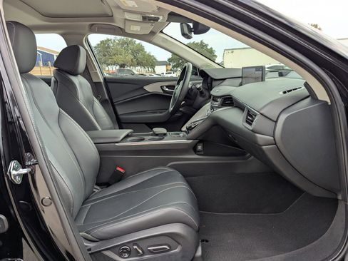 Certified 2025 Acura TLX w/ Technology Package image 26