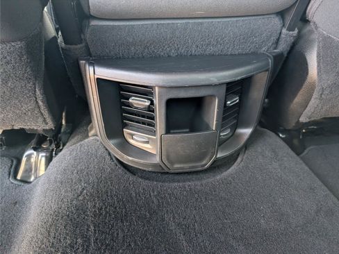 Used 2024 RAM 2500 Big Horn AWD/4WD image 33