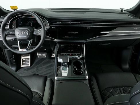 New 2026 Audi SQ8 Prestige image 19