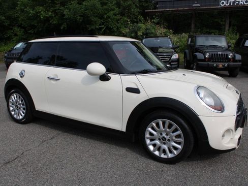 Used 2015 MINI Cooper S FWD image 5