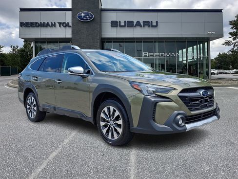 Used 2023 Subaru Outback Touring AWD/4WD image 1