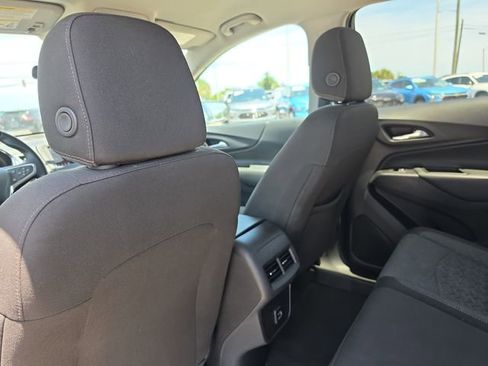 Used 2024 Chevrolet Equinox LT AWD/4WD image 12