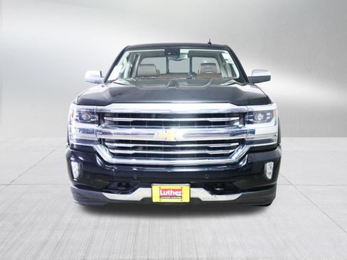 Used 2016 Chevrolet Silverado 1500 High Country w/ High Country Premium Package AWD/4WD image 2