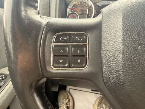 Used 2019 RAM 1500 Warlock AWD/4WD image 17