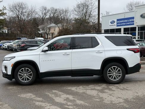 Used 2023 Chevrolet Traverse LT image 11
