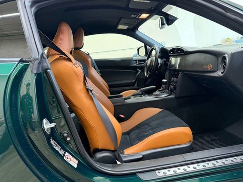 Used 2020 Toyota 86 image 8