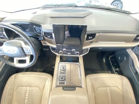 Used 2023 Ford Expedition Limited AWD/4WD image 23