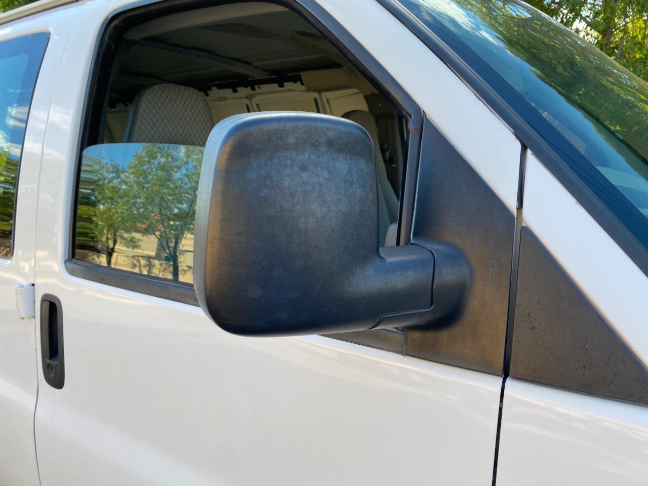 Used 2006 GMC Savana 2500 Extended RWD image 13