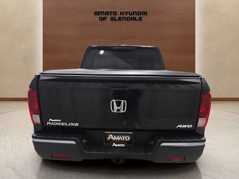 Used 2017 Honda Ridgeline RTL-T image 4