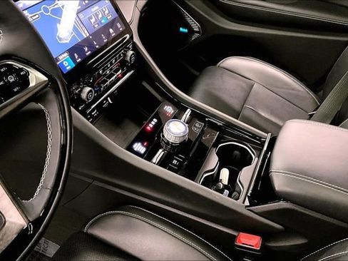 Used 2023 Jeep Grand Cherokee Overland w/ Advanced Protech Group III image 16