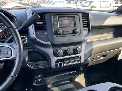 New 2024 RAM 5500 Tradesman w/ Chrome Appearance Group AWD/4WD image 8