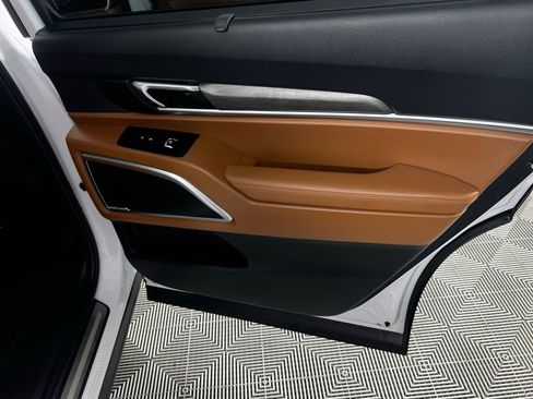 Used 2025 Kia Telluride SX Prestige X-Line image 33