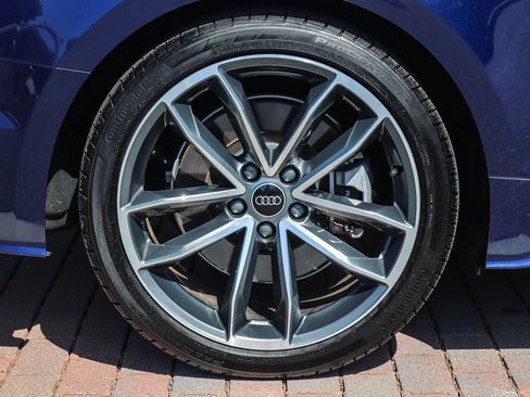 Used 2024 Audi A5 2.0T Premium Plus w/ Premium Plus AWD/4WD image 10