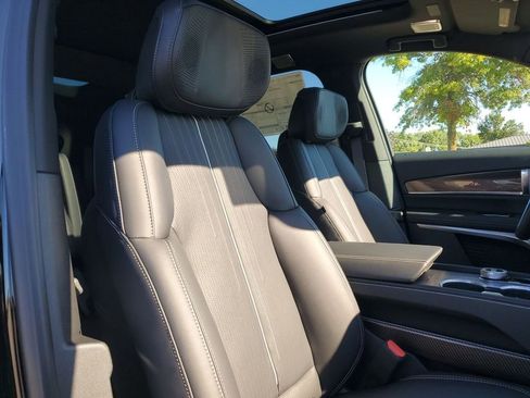 New 2026 Cadillac Vistiq Luxury image 29