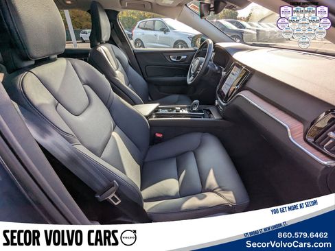 Certified 2024 Volvo V60 B5 Cross Country Plus image 23