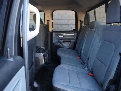 Used 2020 RAM 1500 Big Horn AWD/4WD image 18