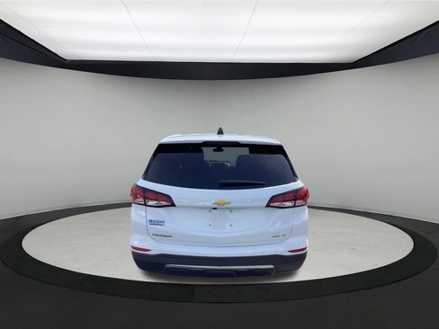 Used 2024 Chevrolet Equinox LT AWD/4WD image 7