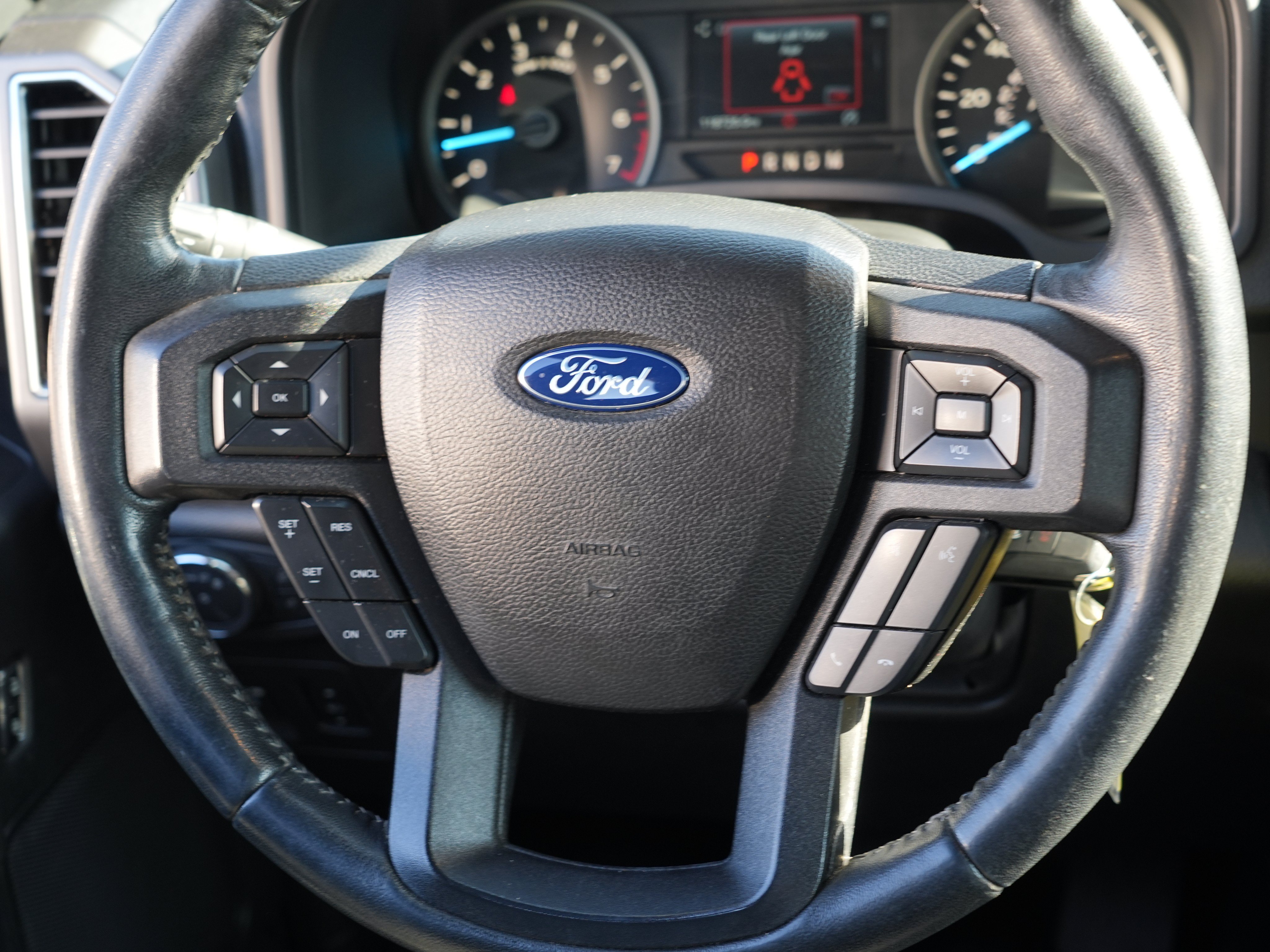 Used 2018 Ford F150 XLT w/ Equipment Group 302A Luxury AWD/4WD image 24