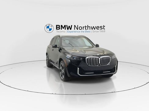 Used 2026 BMW X5 xDrive40i w/ Premium Package AWD/4WD image 7