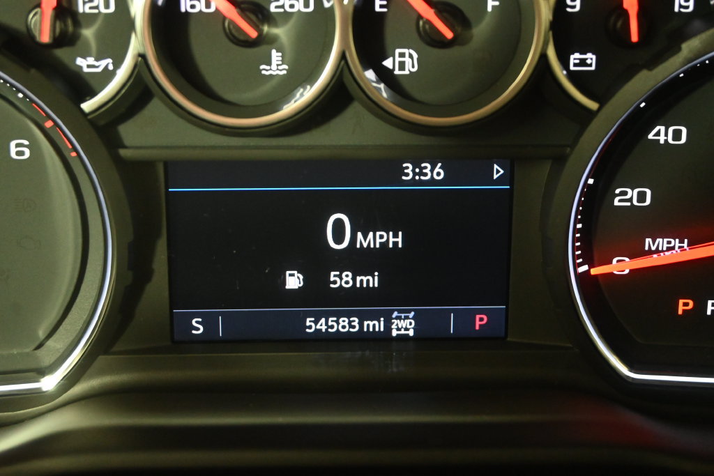 Used 2021 Chevrolet Silverado 1500 LT AWD/4WD image 25