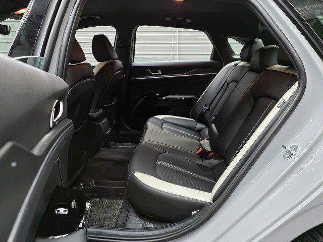 Used 2025 Kia K5 GT-Line AWD/4WD image 16