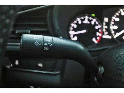 Used 2022 MAZDA CX-30 AWD 2.5 S w/ Premium Package image 17