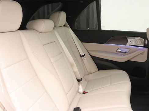 New 2026 Mercedes-Benz GLE 450 4MATIC image 10