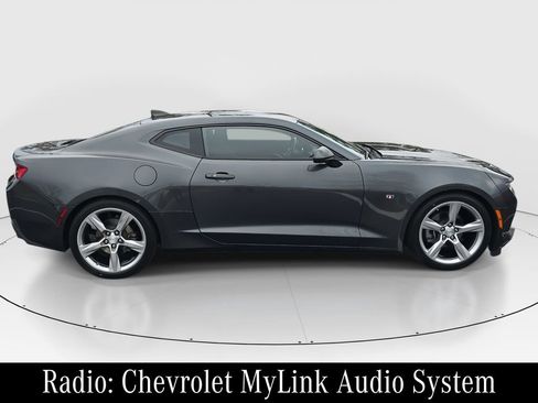 Used 2017 Chevrolet Camaro LT image 4