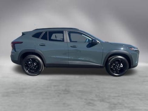New 2026 Chevrolet Trax LT w/ Driver Confidence Package FWD image 8
